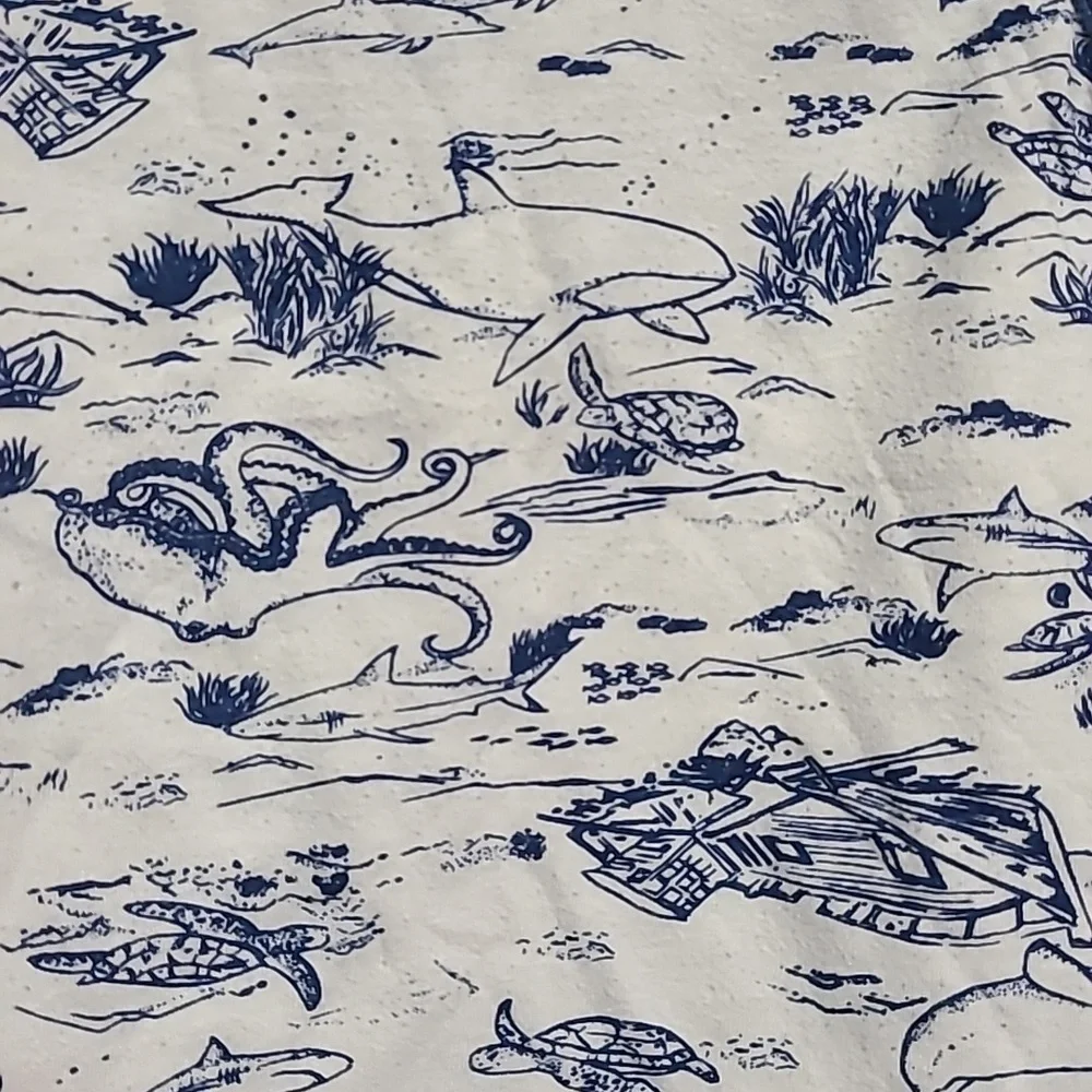 Old Navy Underwater Landscape Tank Top